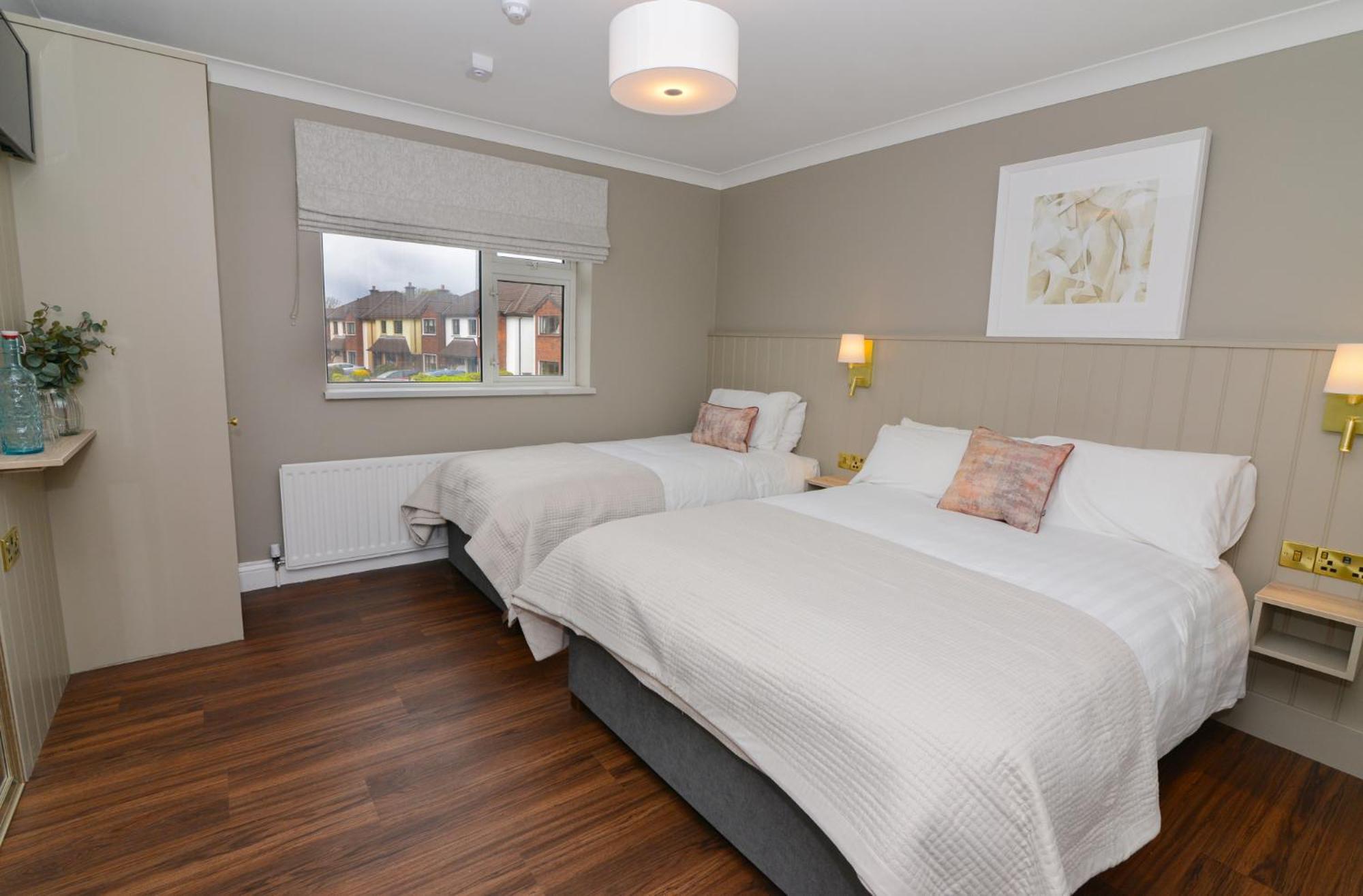 ゴールウェイ Urban Nest Townhouse Bed & Breakfast エクステリア 写真