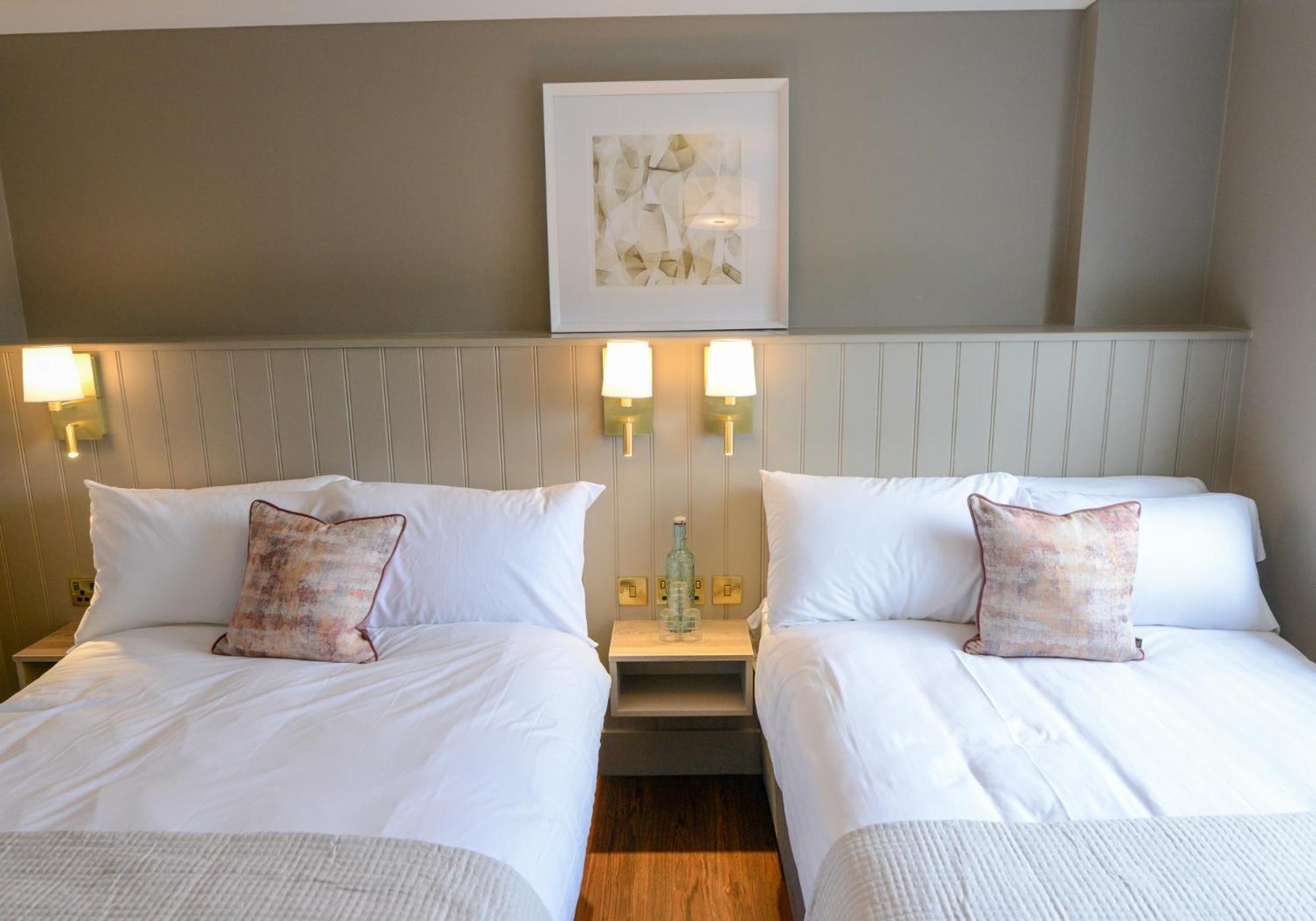 ゴールウェイ Urban Nest Townhouse Bed & Breakfast エクステリア 写真