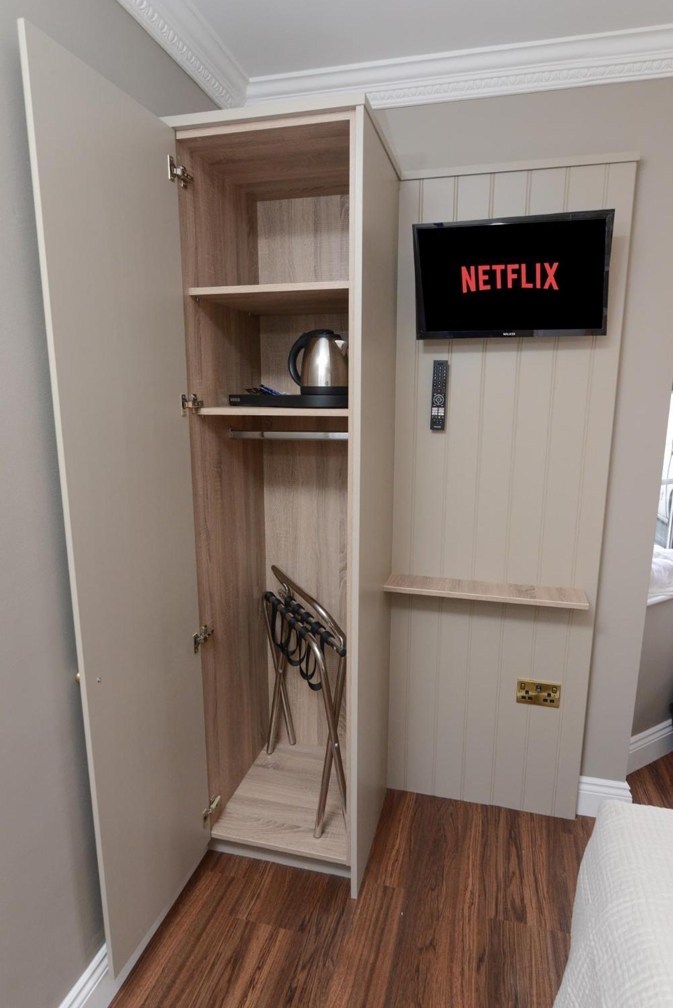 ゴールウェイ Urban Nest Townhouse Bed & Breakfast エクステリア 写真