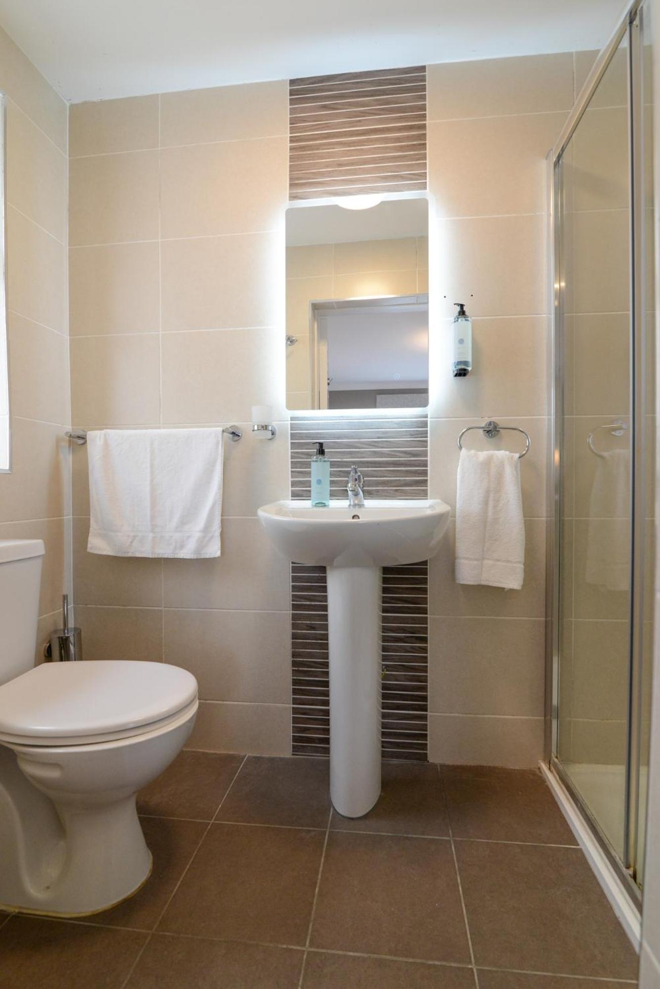 ゴールウェイ Urban Nest Townhouse Bed & Breakfast エクステリア 写真
